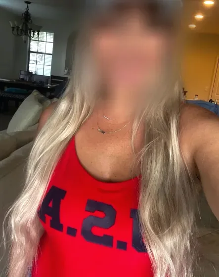 Aurora, 38 anni