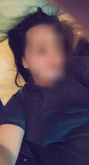 Azzurra, 28 anni