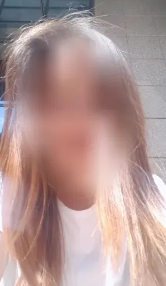 Elena, 34 anni