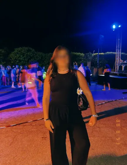 Emanuela, 18 anni
